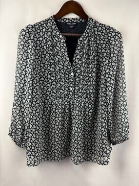 Women’s Nautica Jeans Medium Navy Blouse w/ Florals